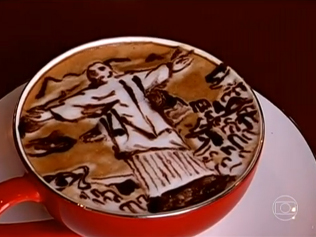 Decorações e arte na xícara de café